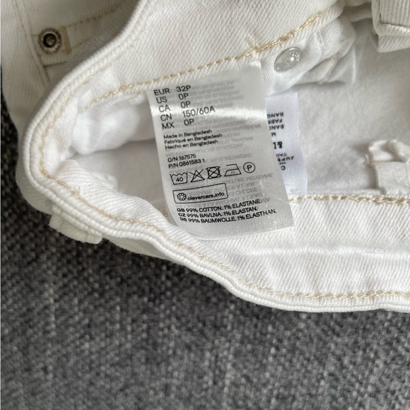 H&M high waist and wide leg Denim Culottes - Picture 6 of 9